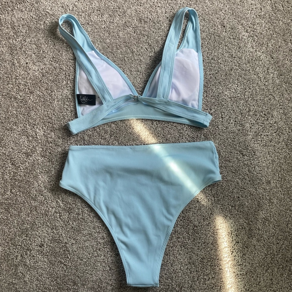 Light Blue Ribbed V-Neck Bikini Set - Picture 2 of 4